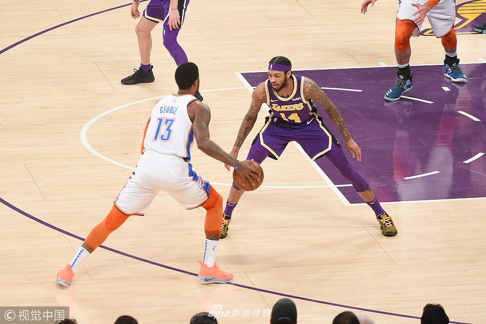 显然在吸引 显然在吸引