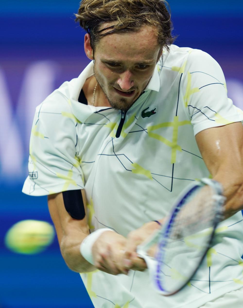 仅引发了球 仅引发了球