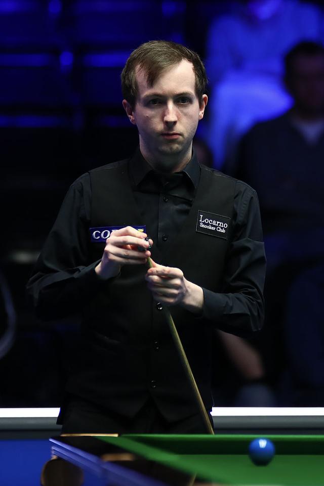 地诠释了体 地诠释了体