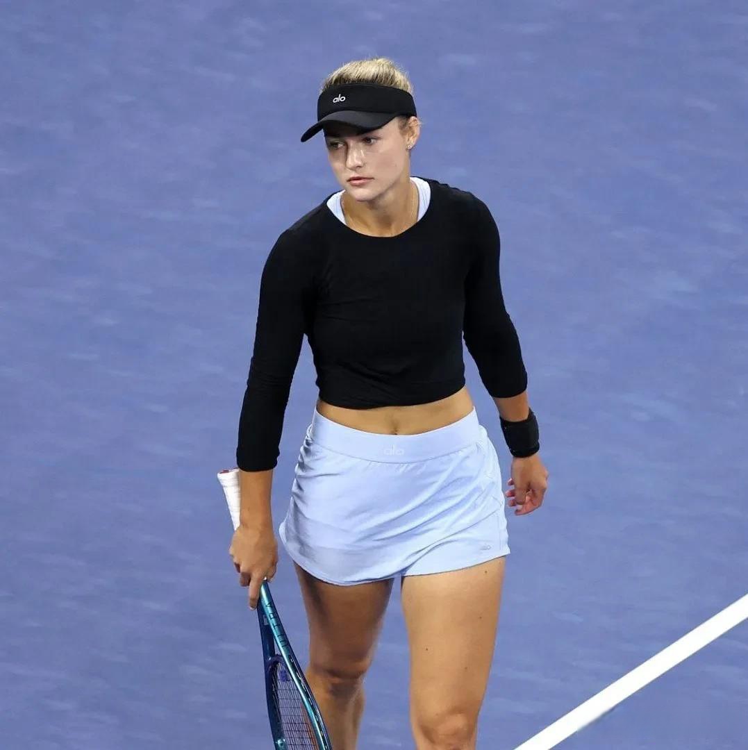 澎湃:13名国脚+两归化未在首轮登场,让人不免担忧3月世预赛前景.