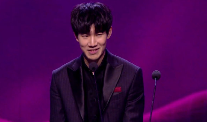 牙足球文化 牙足球文化