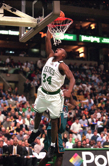 反复提及 反复提及